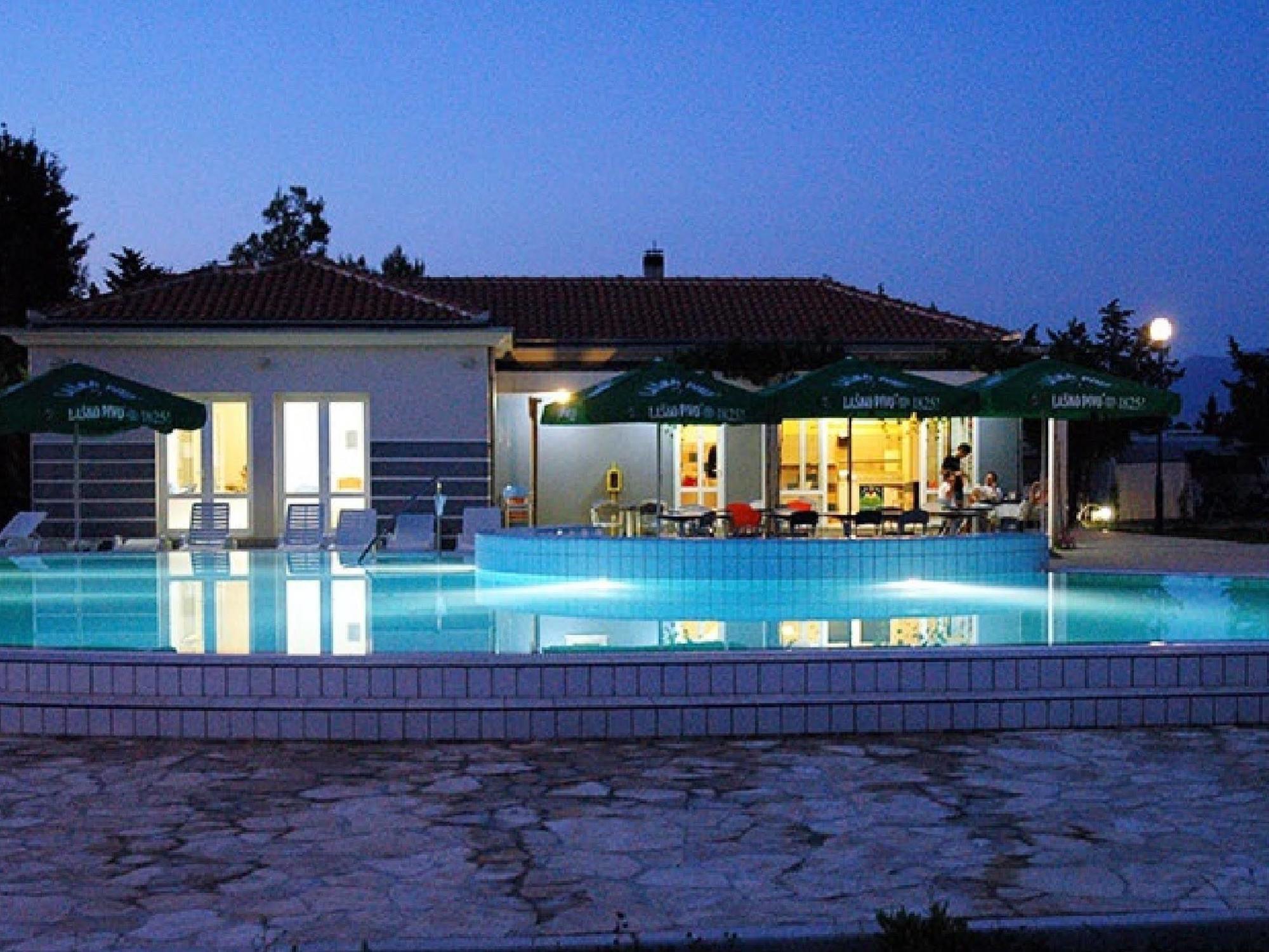Mobile Homes Peros Zaton  Bagian luar foto